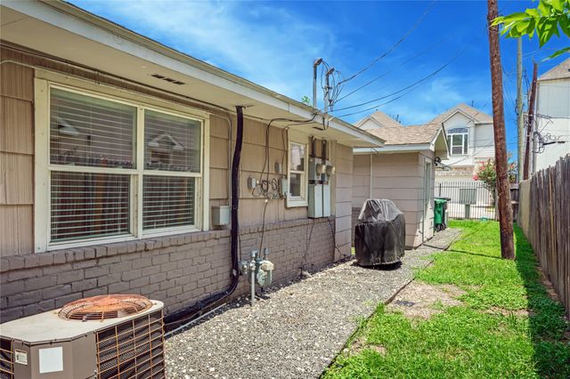 4405 Marina Street A, Houston, TX 77007