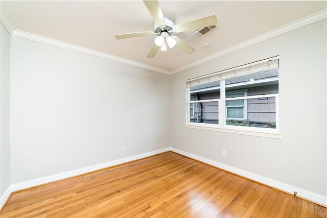 4405 Marina Street A, Houston, TX 77007