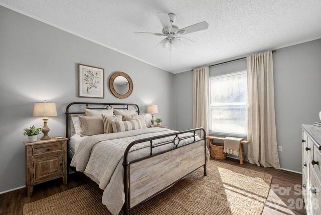 1118 Old Willis School Road, Dallas, NC 28034