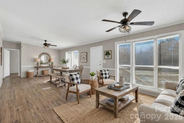 1118 Old Willis School Road, Dallas, NC 28034