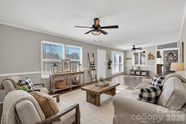 1118 Old Willis School Road, Dallas, NC 28034