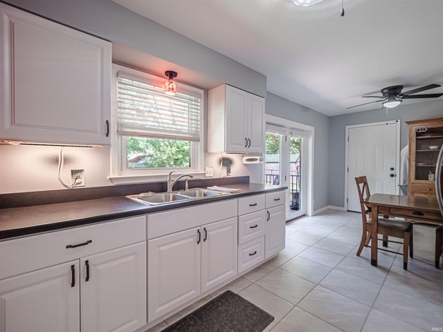 516 N Grant Street, Chandler, IN 47610