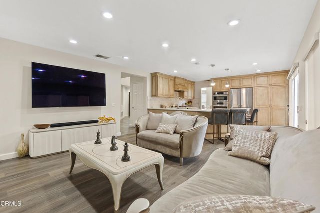 620 Avondale Drive, Corona, CA 92879