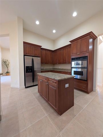 8492 DUNHAM STATION DRIVE, Tampa, FL 33647