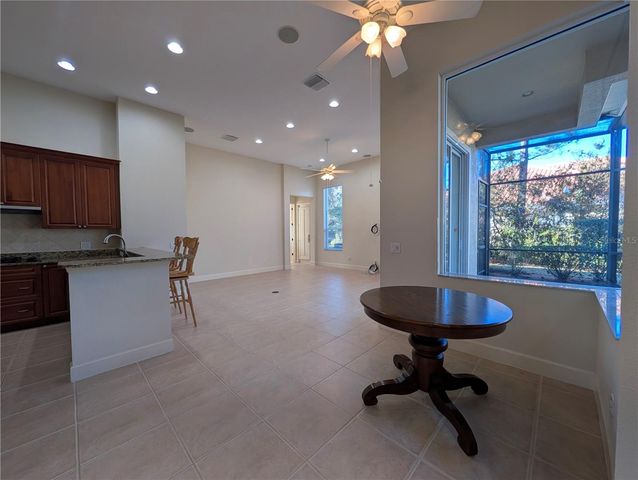 8492 DUNHAM STATION DRIVE, Tampa, FL 33647