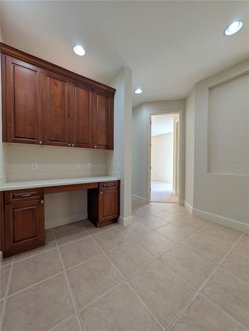 8492 DUNHAM STATION DRIVE, Tampa, FL 33647