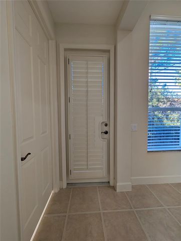 8492 DUNHAM STATION DRIVE, Tampa, FL 33647