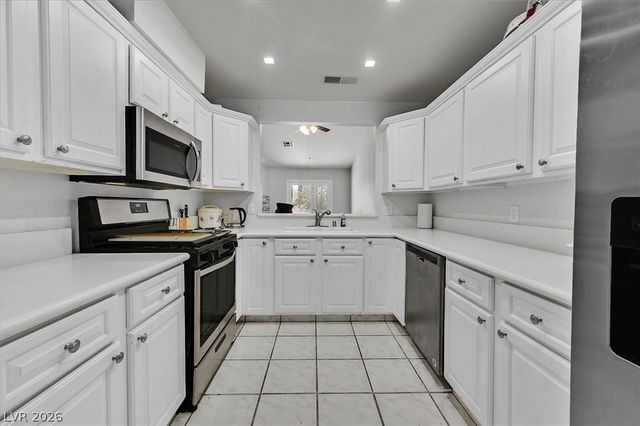 2636 Magic Moon Lane, Las Vegas, NV 89146