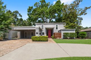 1919 Shadowdale Drive, Houston, TX 77043