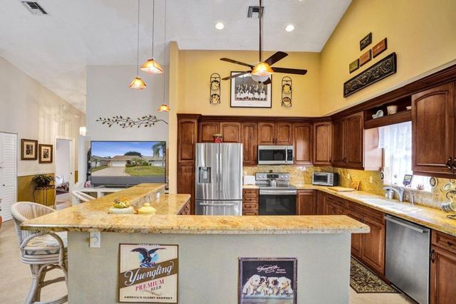 3882 Dafilee Circle, West Palm Beach, FL 33417