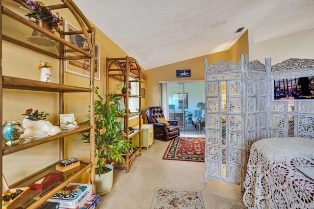 3882 Dafilee Circle, West Palm Beach, FL 33417