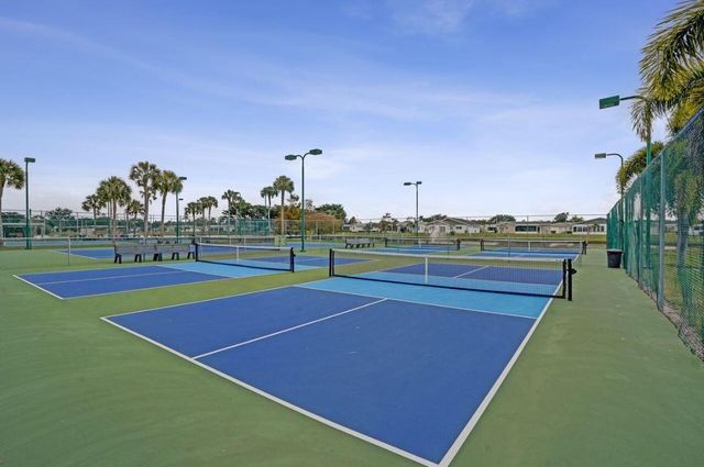 3882 Dafilee Circle, West Palm Beach, FL 33417