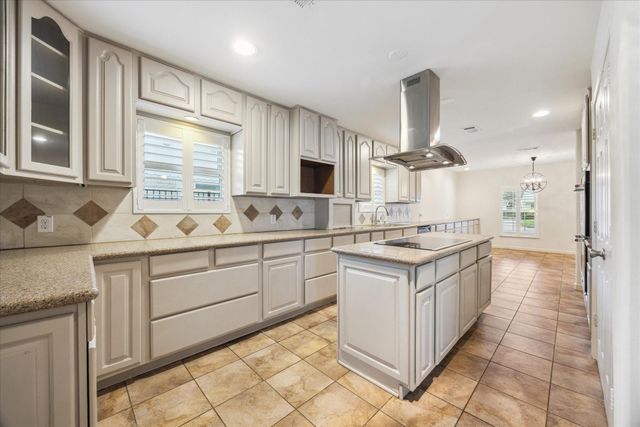 6215 Cheena Drive, Houston, TX 77096