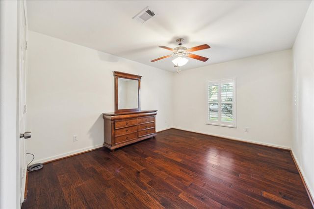 6215 Cheena Drive, Houston, TX 77096