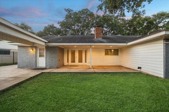 6215 Cheena Drive, Houston, TX 77096