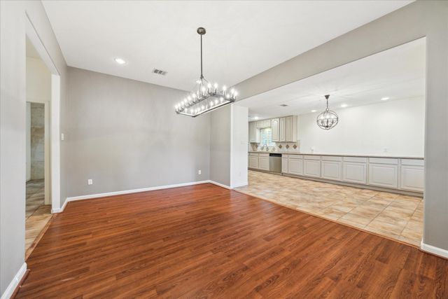6215 Cheena Drive, Houston, TX 77096