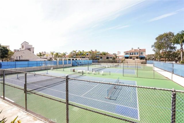 3221 Francois, Huntington Beach, CA 92649