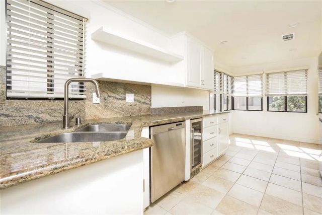 3221 Francois, Huntington Beach, CA 92649