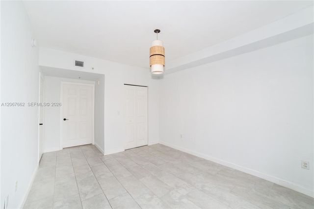 17125 N Bay Road 3410, Sunny Isles Beach, FL 33160
