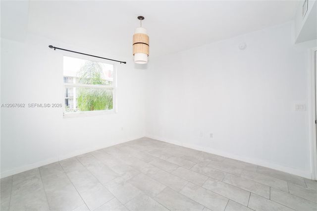17125 N Bay Road 3410, Sunny Isles Beach, FL 33160