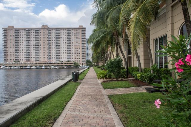 17125 N Bay Road 3410, Sunny Isles Beach, FL 33160