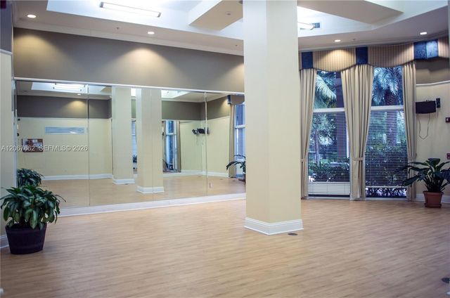 17125 N Bay Road 3410, Sunny Isles Beach, FL 33160