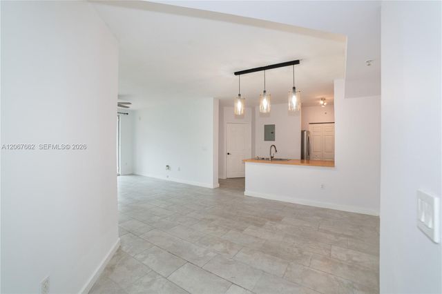 17125 N Bay Road 3410, Sunny Isles Beach, FL 33160