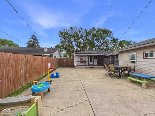 415 Linden Lane, Anderson, IN 46017