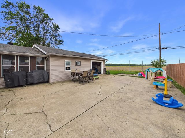 415 Linden Lane, Anderson, IN 46017