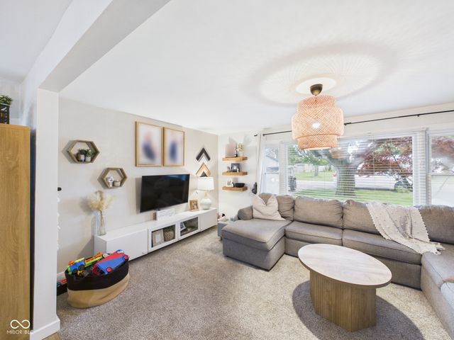 415 Linden Lane, Anderson, IN 46017
