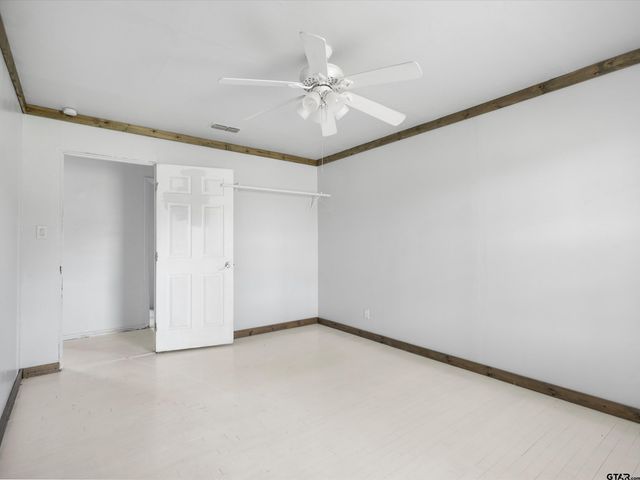 7693 S County Road 374, Henderson, TX 75654