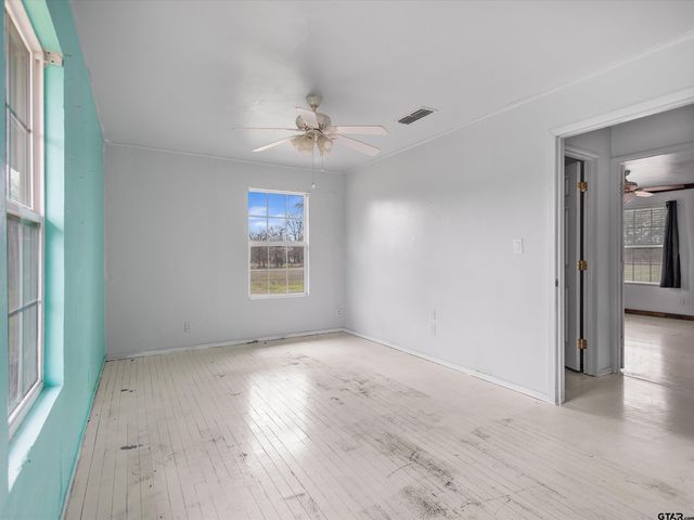 7693 S County Road 374, Henderson, TX 75654