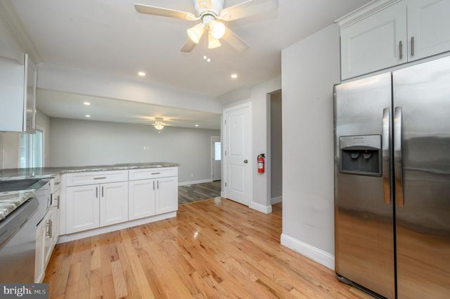 19 BUCKNELL DR, Cherry Hill, NJ 08034