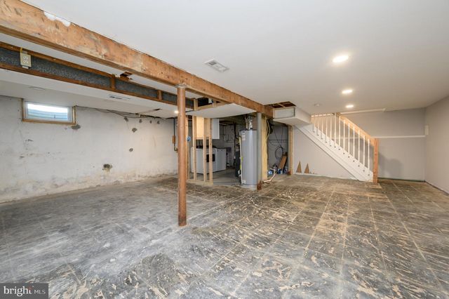 19 BUCKNELL DR, Cherry Hill, NJ 08034