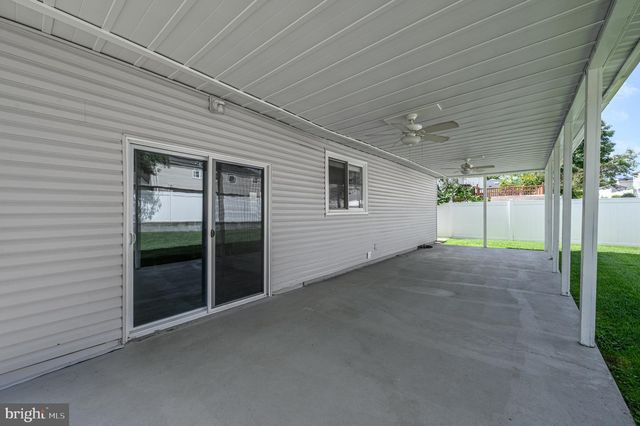 19 BUCKNELL DR, Cherry Hill, NJ 08034