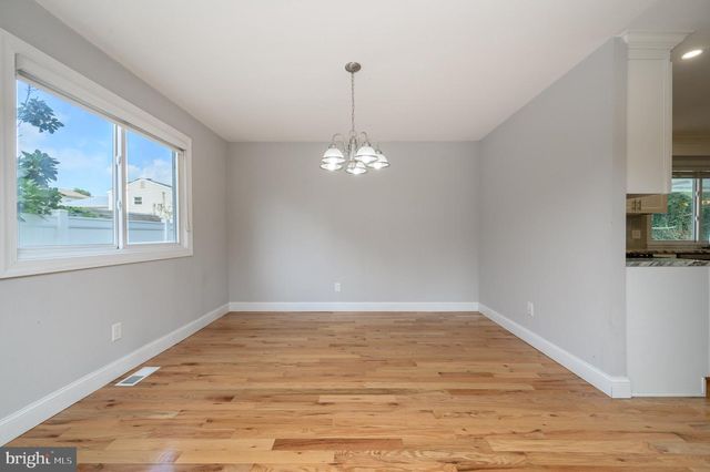 19 BUCKNELL DR, Cherry Hill, NJ 08034