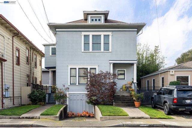 1527 8th St, Alameda, CA 94501