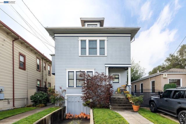 1527 8th St, Alameda, CA 94501