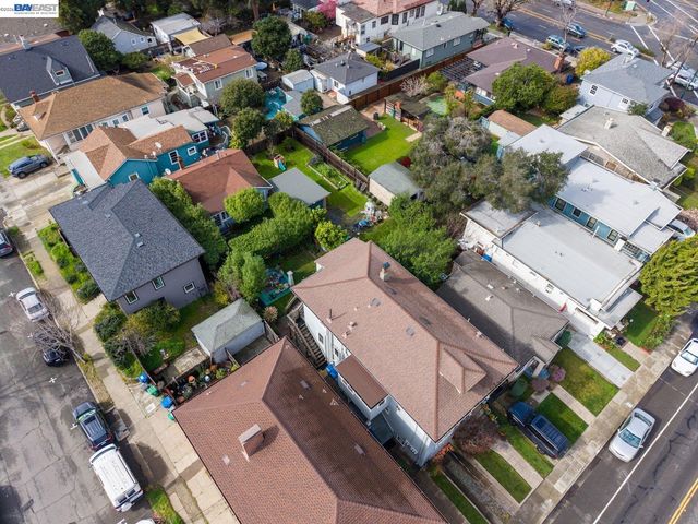1527 8th St, Alameda, CA 94501
