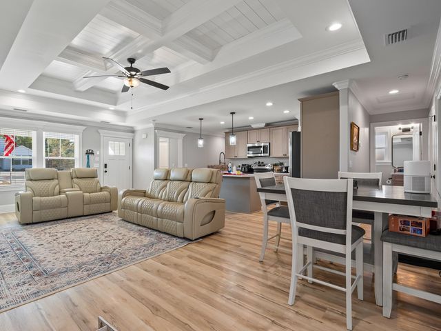 137 Ted Lott Lane, Crawfordville, FL 32327