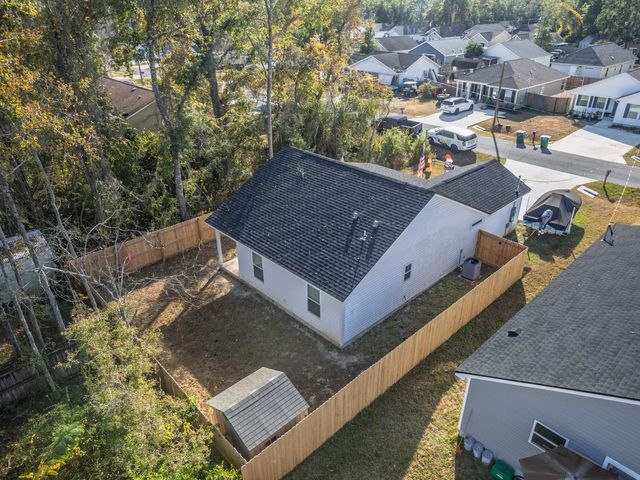 137 Ted Lott Lane, Crawfordville, FL 32327