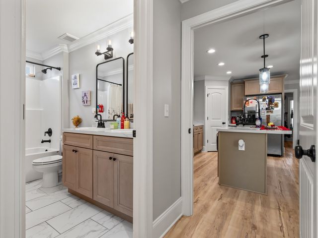 137 Ted Lott Lane, Crawfordville, FL 32327