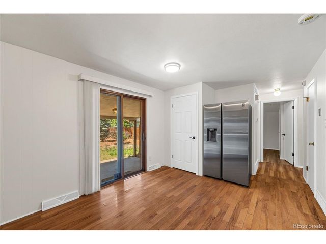 933 S Jamaica St, Aurora, CO 80012