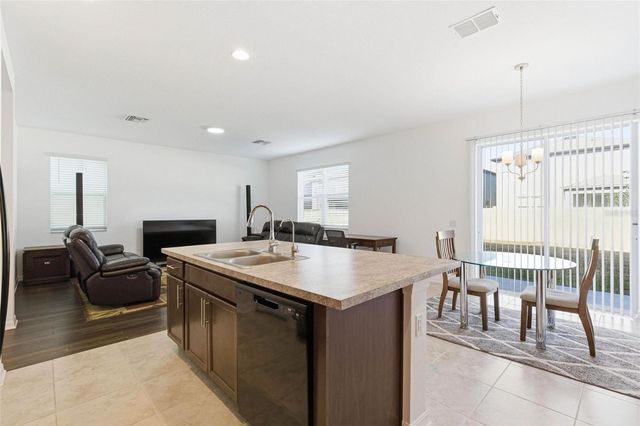 2941 ADAMS CROSS DRIVE, Zephyrhills, FL 33540