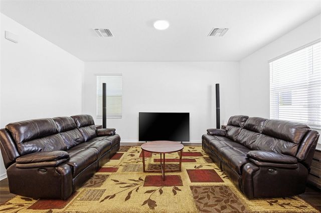 2941 ADAMS CROSS DRIVE, Zephyrhills, FL 33540