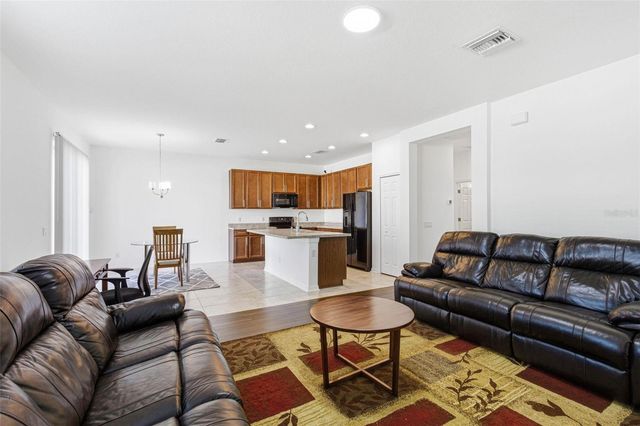 2941 ADAMS CROSS DRIVE, Zephyrhills, FL 33540