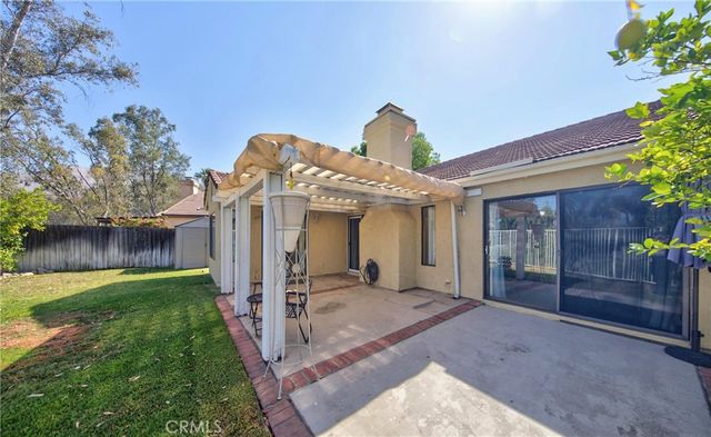 28958 Shadow Creek, Highland, CA 92346