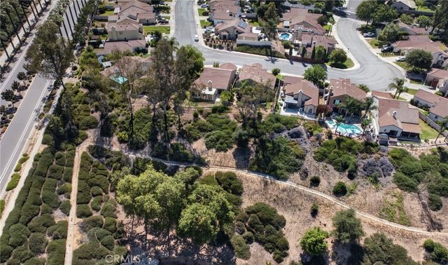 28958 Shadow Creek, Highland, CA 92346