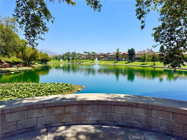 28958 Shadow Creek, Highland, CA 92346
