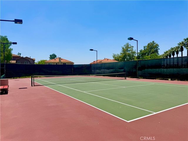 28958 Shadow Creek, Highland, CA 92346